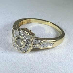 Vtg 10k Gold Designer Diamond Flower Ring Sz 8.5